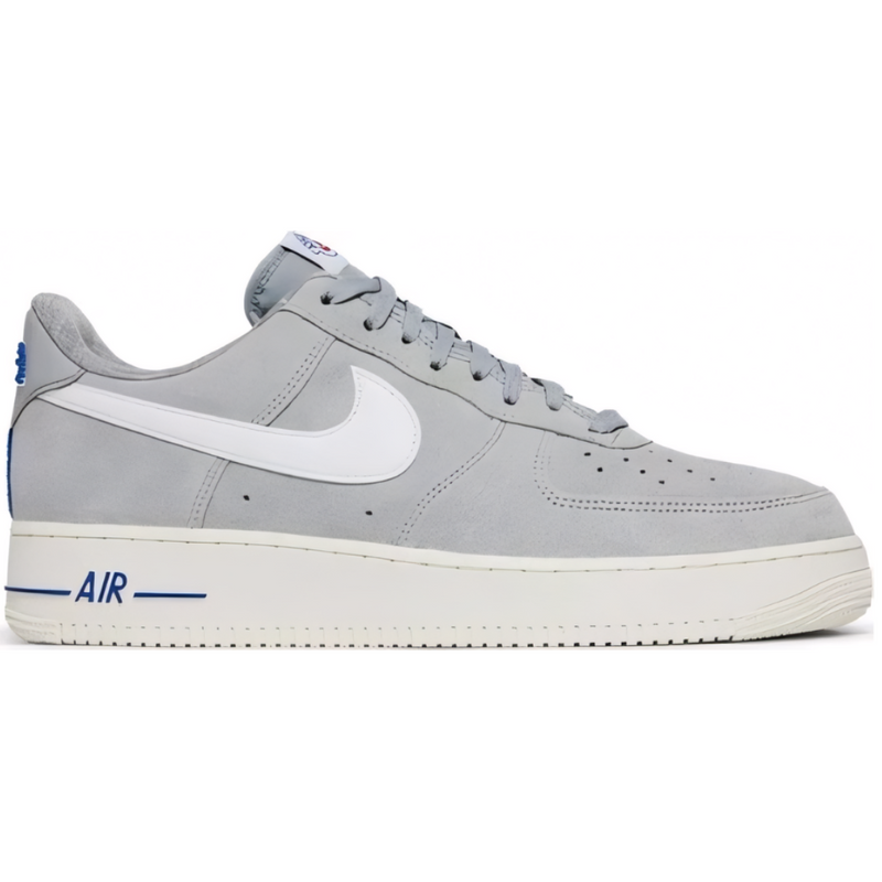 Tênis Nike Air Force 1 Low Athletic Club