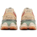 Tênis New Balance Joe Freshgoods x 9060 Penny Cookie Pink