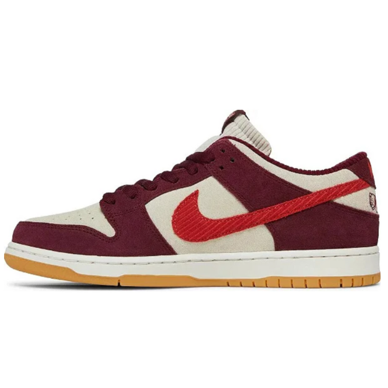 Tênis Nike SB Dunk Low Skate Like a Girl