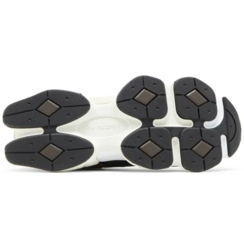 Tênis New Balance 9060 Brown Black