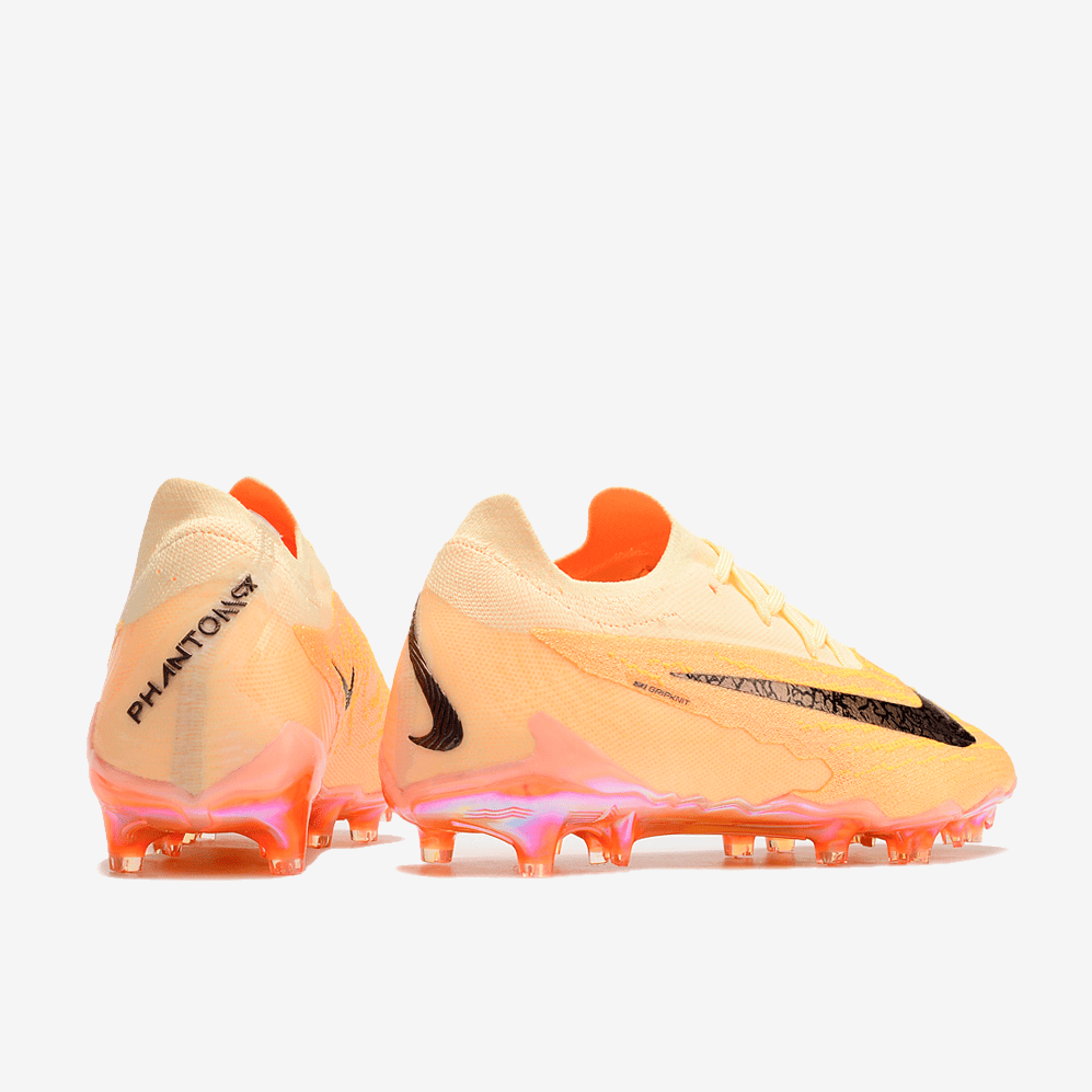 Chuteira Nike Phantom GX Elite Campo