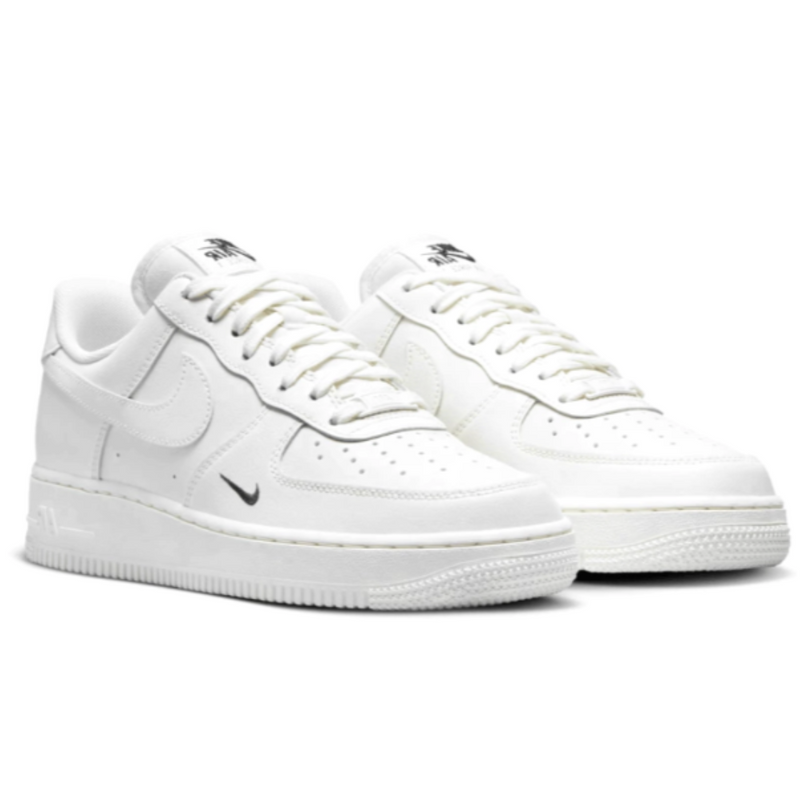 Tênis Nike Air Force 1 '07 Essential 'Sail Black'